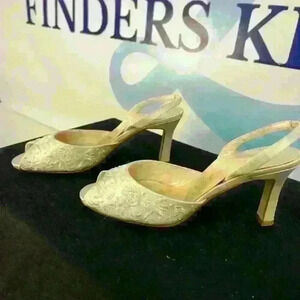 Caparros Women’s dress feels size 6 1/2